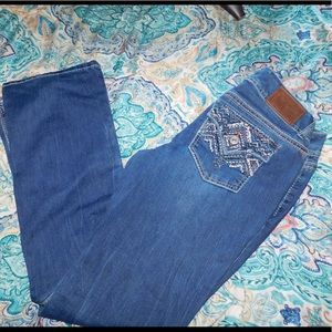 Ariya jeans